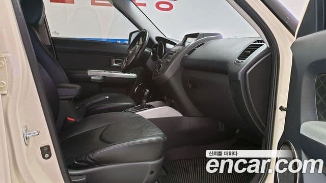Kia Soul Luxury, 2012 14
