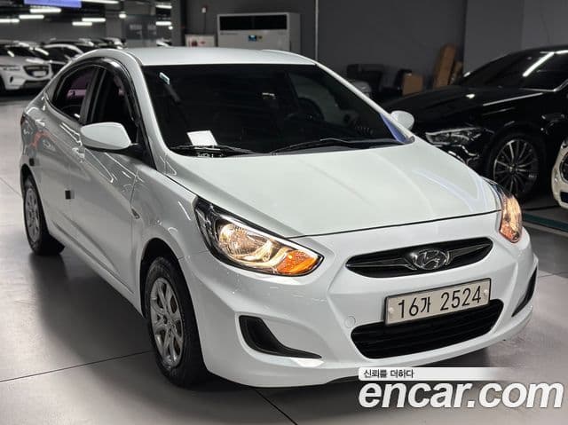 Hyundai Accent(новый кузов / новое поколение) 1.4 VVT Smart, 2015 2