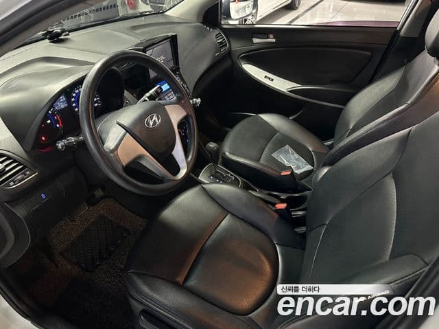 Hyundai Accent(новый кузов / новое поколение) 1.4 VVT Smart, 2015 16