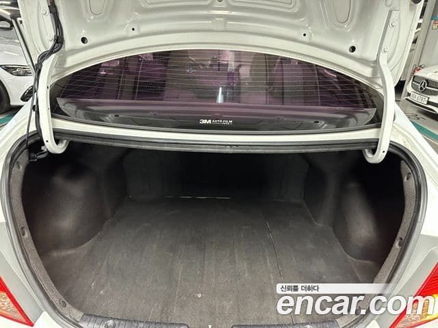 Hyundai Accent(новый кузов / новое поколение) 1.4 VVT Smart, 2015 20