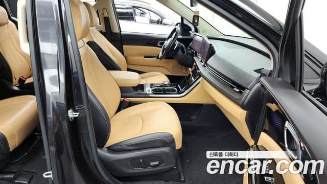 Kia Carnival 4세대 Signature, 2021 11