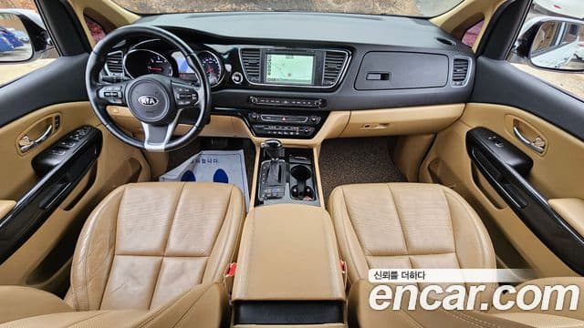 Kia All New Carnival Noblesse, 2016 7