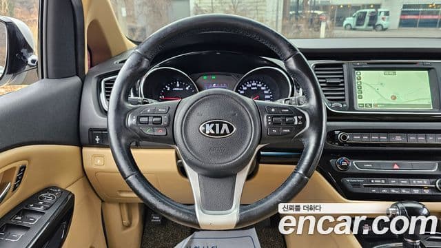 Kia All New Carnival Noblesse, 2016 15