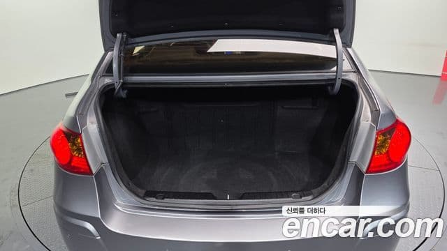 Hyundai Avante гибрид Easy Pack, 2012 20