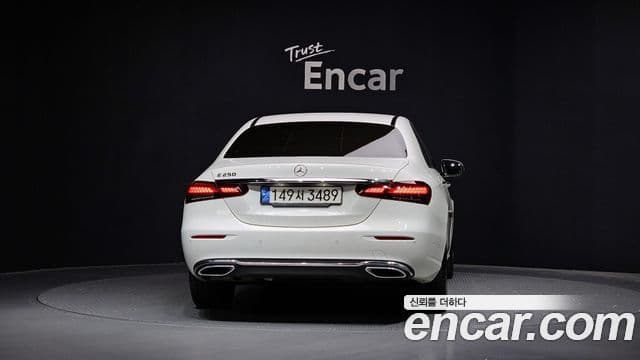 Mercedes-Benz E-класс W213 Avantgarde, 2022 4