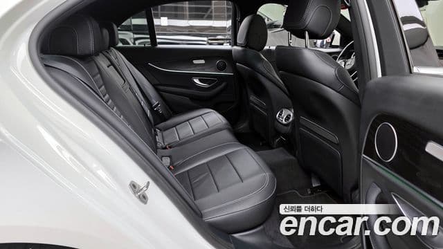 Mercedes-Benz E-класс W213 Avantgarde, 2022 12