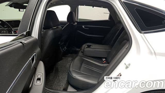 Hyundai Sonata (DN8) Premium Family, 2020 12