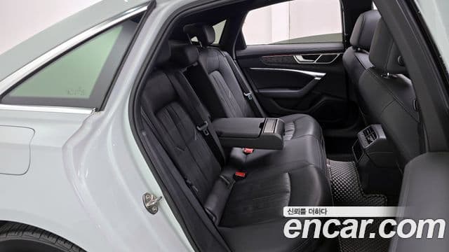 Audi A6 (C8), 2021 12