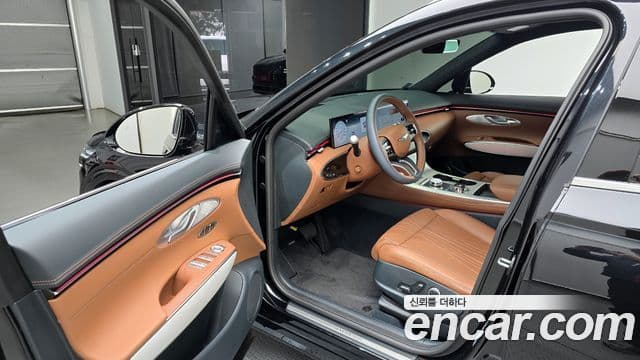 Genesis GV70, 2025 11