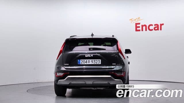 Kia D All New Niro Prestige, 2022 4
