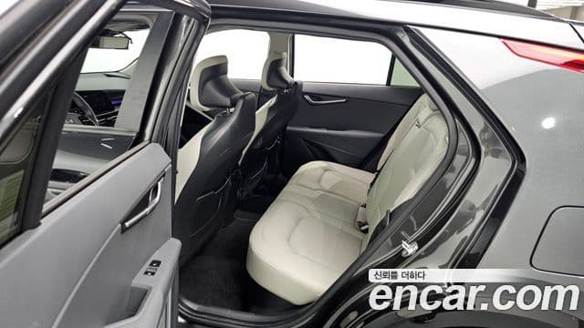 Kia D All New Niro Prestige, 2022 11