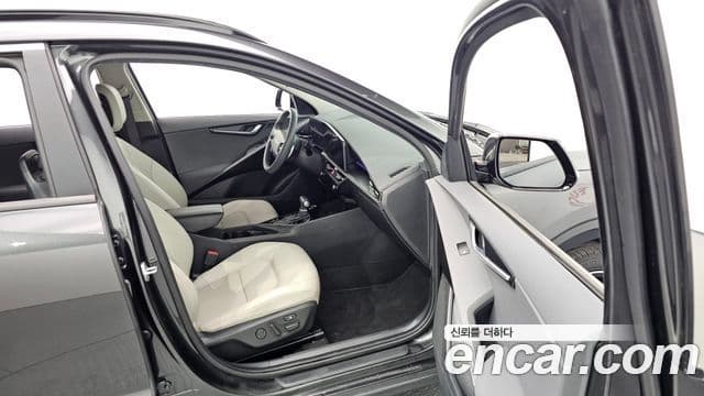 Kia D All New Niro Prestige, 2022 12