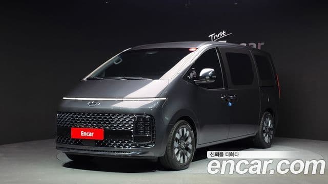 Hyundai Staria Prestige, 2023 1