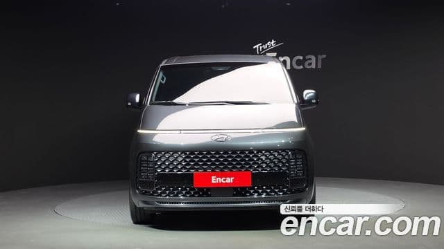 Hyundai Staria Prestige, 2023 3