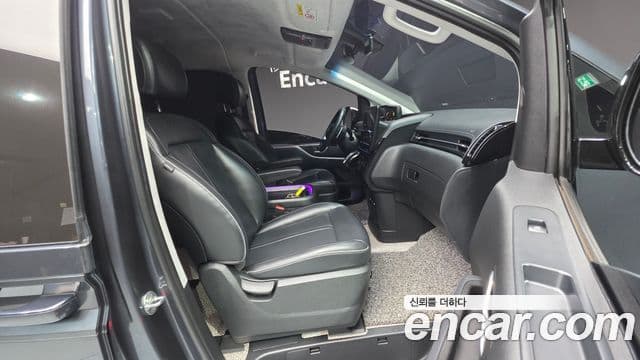 Hyundai Staria Prestige, 2023 10