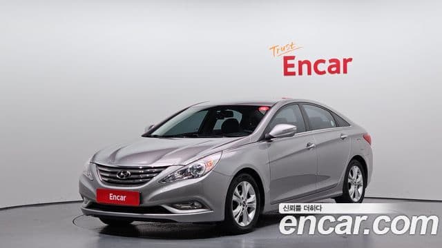 Hyundai YF Sonata Premier, 2012 1