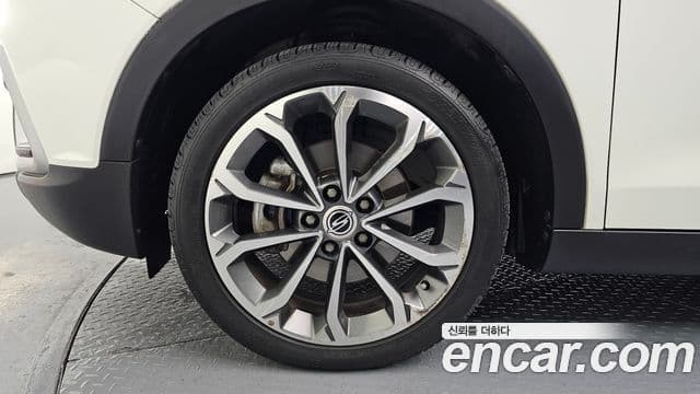 KG모빌리티(SsangYong) Tivoli Air 1.6 RX 2WD, 2016 все фото