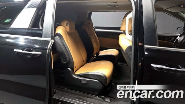 Kia Carnival 4세대 Prestige, 2022 12
