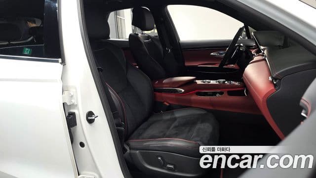 Genesis GV70, 2021 10