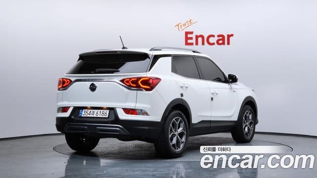 KG모빌리티(SsangYong) Beautiful Korando бензин 1.5 2WD C5, 2022 2