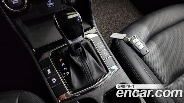 KG모빌리티(SsangYong) Beautiful Korando бензин 1.5 2WD C5, 2022 9