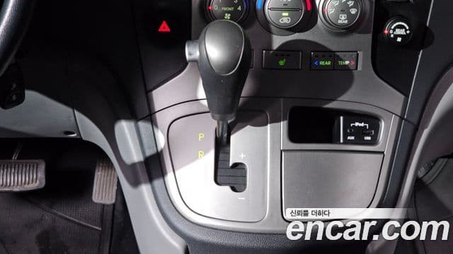 Hyundai Grand Starex CVX Luxury, 2015 9