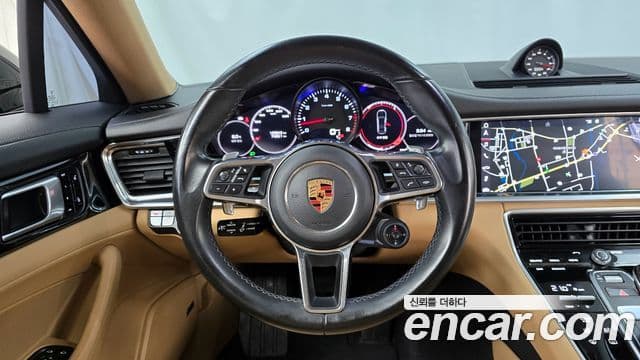 Porsche Panamera (971), 2018 13
