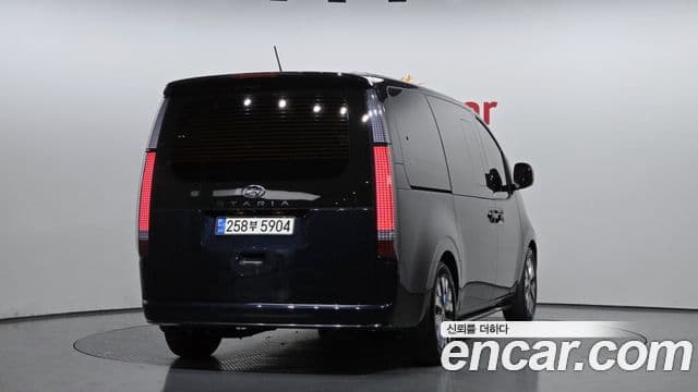 Hyundai Staria Inspiration, 2022 2