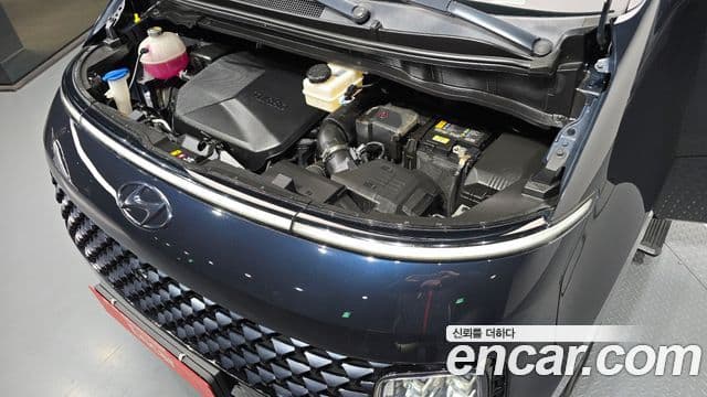 Hyundai Staria Inspiration, 2022 6
