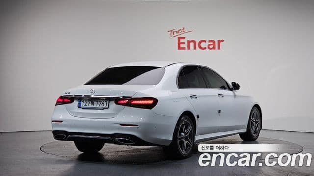 Mercedes-Benz E-класс W213 AMG Line, 2023 2