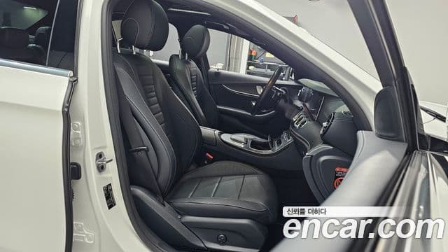 Mercedes-Benz E-класс W213 AMG Line, 2023 10