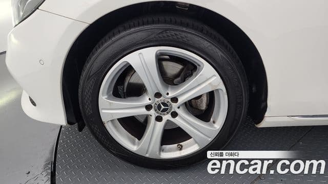 Mercedes-Benz E-класс W213 Avantgarde, 2017 все фото