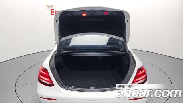 Mercedes-Benz E-класс W213 Avantgarde, 2017 20