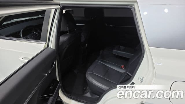 KG모빌리티(SsangYong) Torres T5, 2023 11