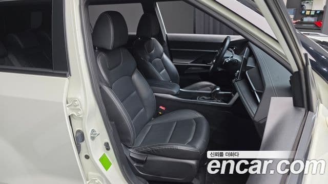 KG모빌리티(SsangYong) Torres T5, 2023 12