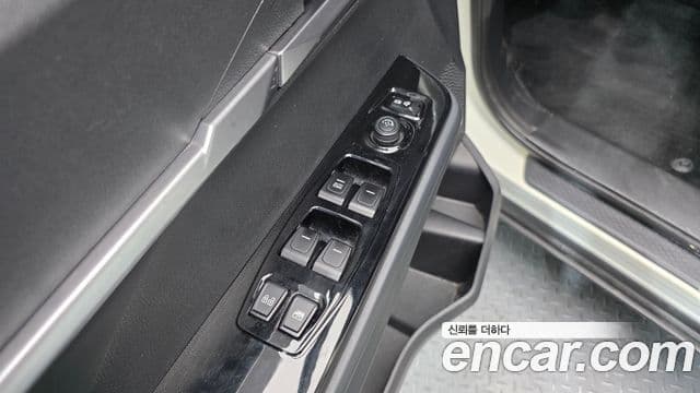 KG모빌리티(SsangYong) Torres T5, 2023 14