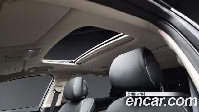 Genesis G90 Luxury, 2021 17