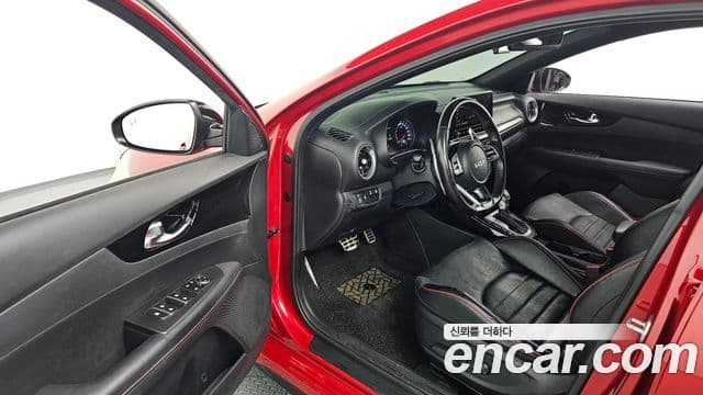 Kia The / новый New K3 2세대 Signature, 2022 11