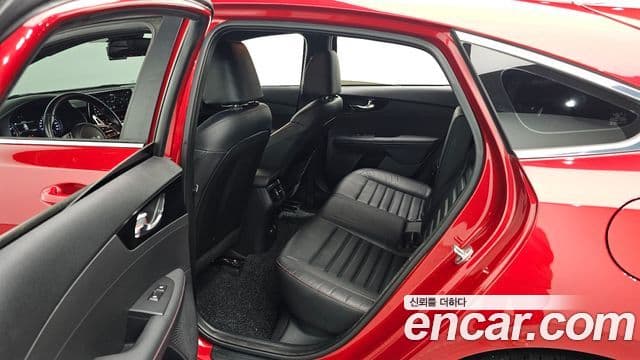 Kia The / новый New K3 2세대 Signature, 2022 12