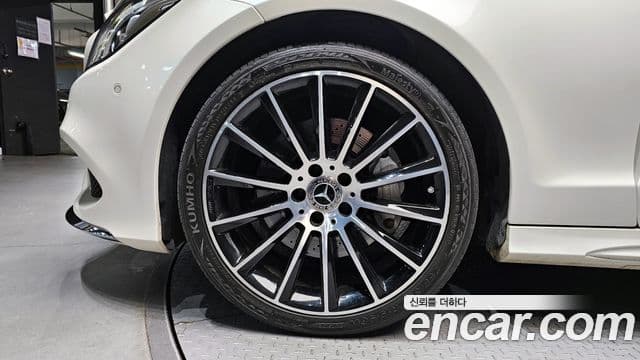 Mercedes-Benz CLS-класс W218 AMG Line, 2017 все фото