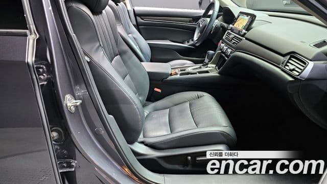 Honda Accord 10세대 1.5 турбо, 2018 11