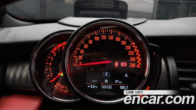 Mini Cooper S 3세대, 2019 8