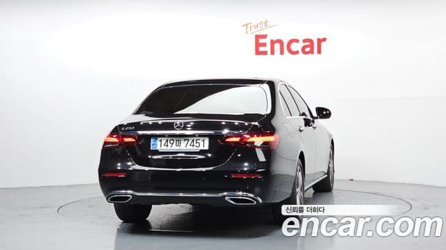 Mercedes-Benz E-класс W213 Avantgarde, 2023 4