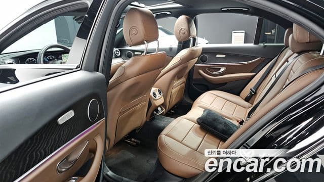 Mercedes-Benz E-класс W213 Avantgarde, 2023 10