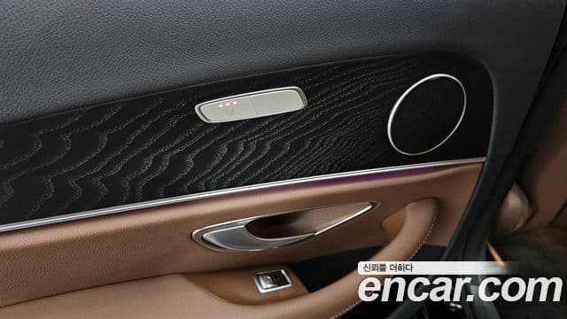 Mercedes-Benz E-класс W213 Avantgarde, 2023 18