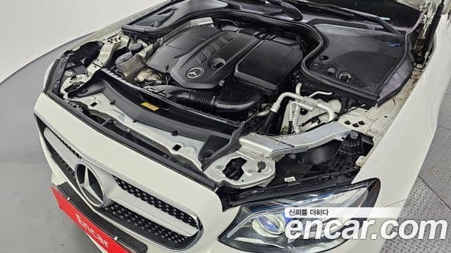 Mercedes-Benz E-класс W213 E220d кабриолет, 2018 6