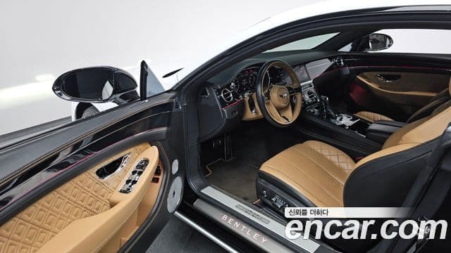 Bentley Continental GT 3세대 6.0 GT, 2018 11
