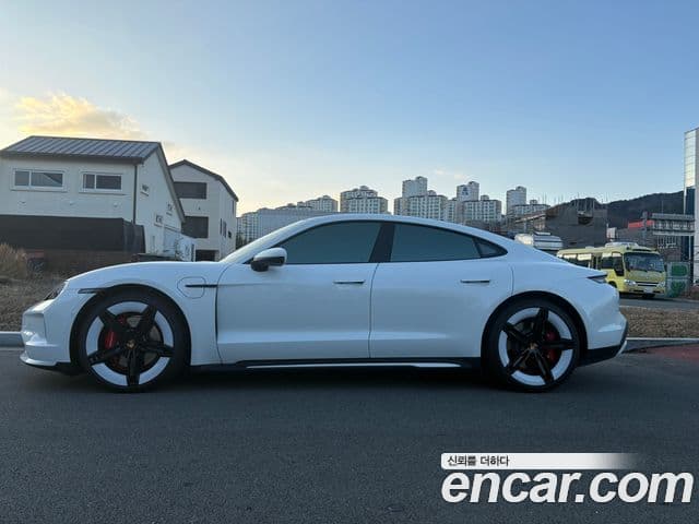 Porsche 타이칸 4S, 2025 все фото