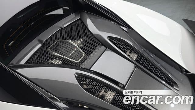 맥라렌 570S 3.8 купе, 2017 20