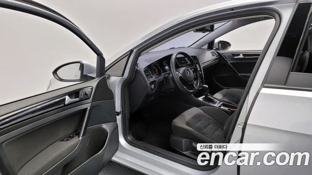 Volkswagen Гольф 7세대, 2014 10